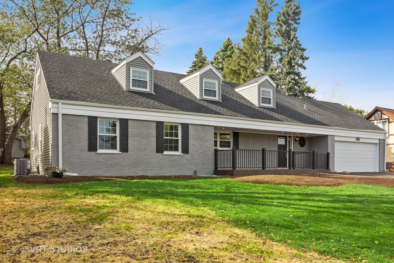 170 S Clyde Ave, Palatine, IL 60067